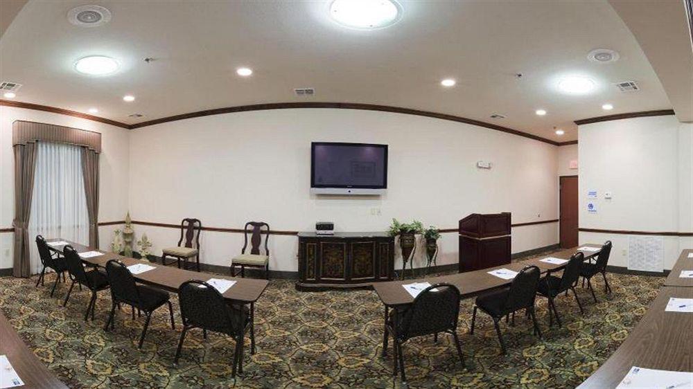 Holiday Inn Express Hotel & Suites Woodward Hwy 270 By Ihg Zewnętrze zdjęcie