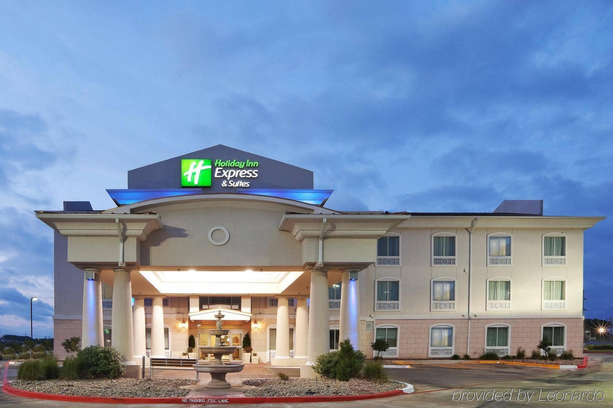 Holiday Inn Express Hotel & Suites Woodward Hwy 270 By Ihg Zewnętrze zdjęcie